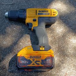 DeWalt 1/2" Drill Driver Combo And 5.0ah XR Battery 
