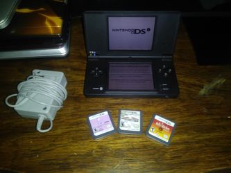 Ds Lite With 3 Games And Charger