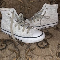 Girls Converse Size 2