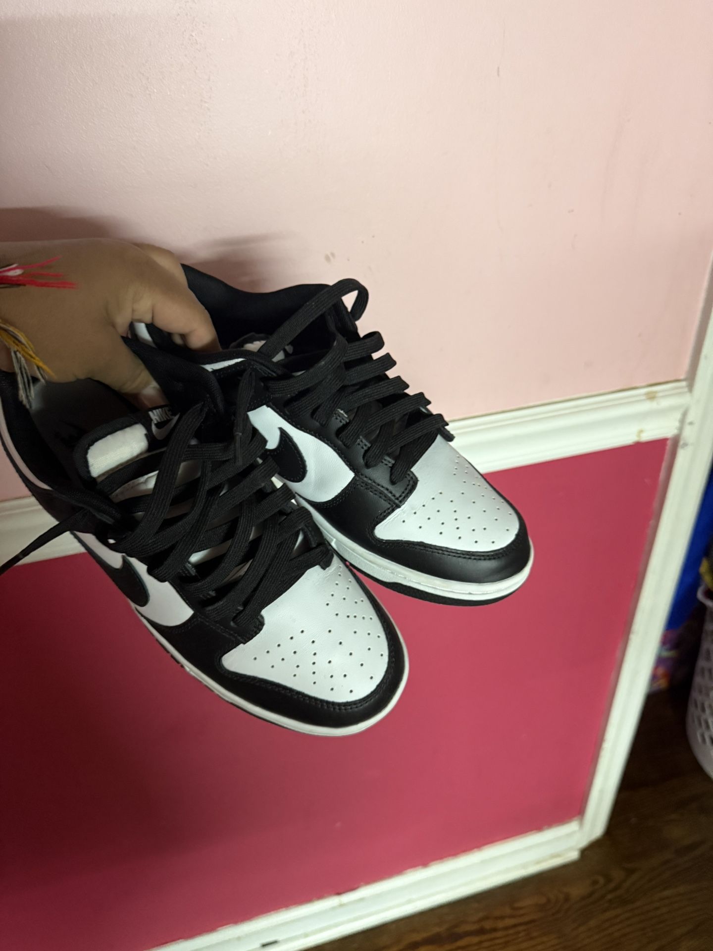 Nike Panda Dunks
