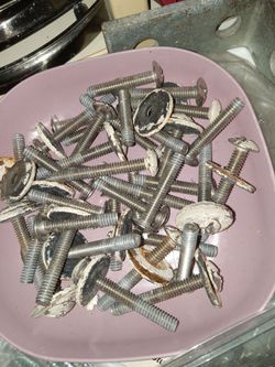 Bolts metal all 1 Dollar