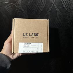 Le labo santal 33
