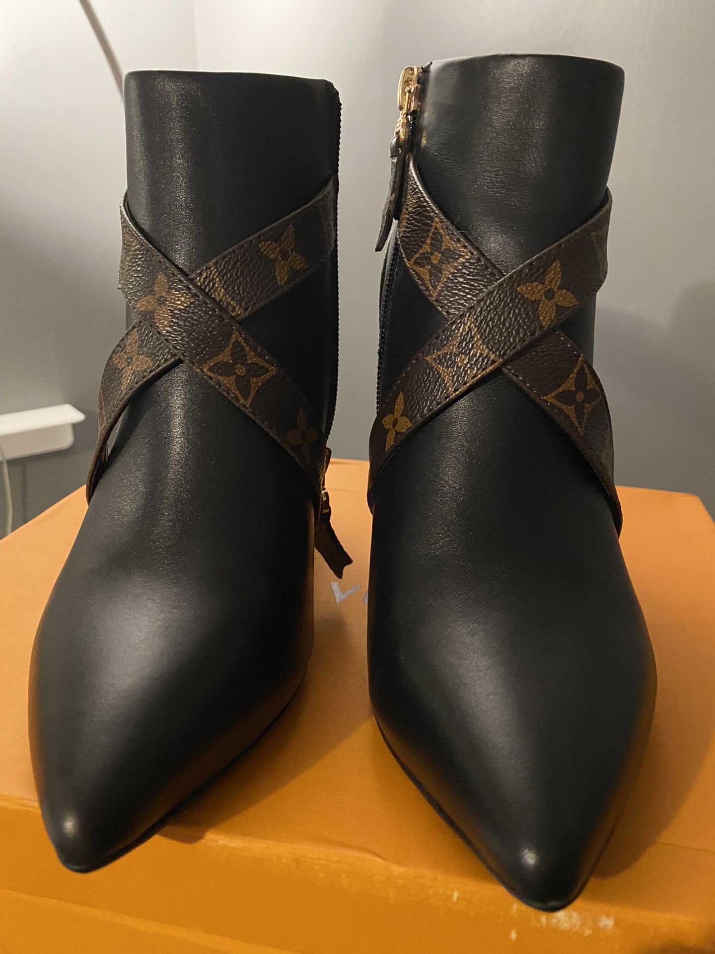 LOUIS VUITTON HEEL BOOTS