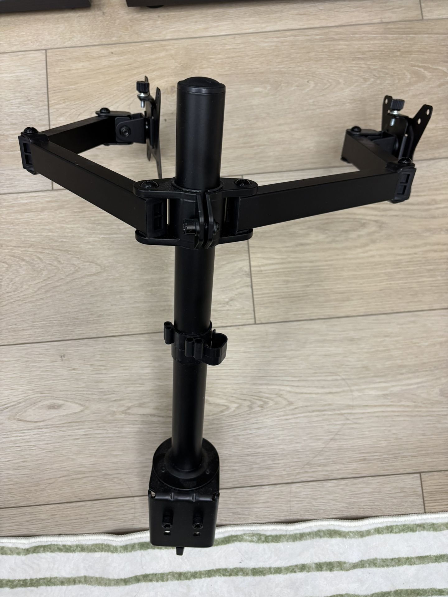 Dual Monitor Desk Mount Computers