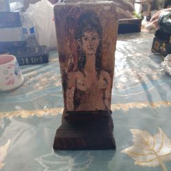 Vintage Statue  Women's 4sides Hand Painted Stand