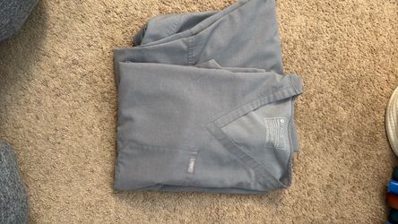 Light grey figs scrub set