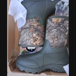 Mens Rain/hunting Boots. New. Size 13