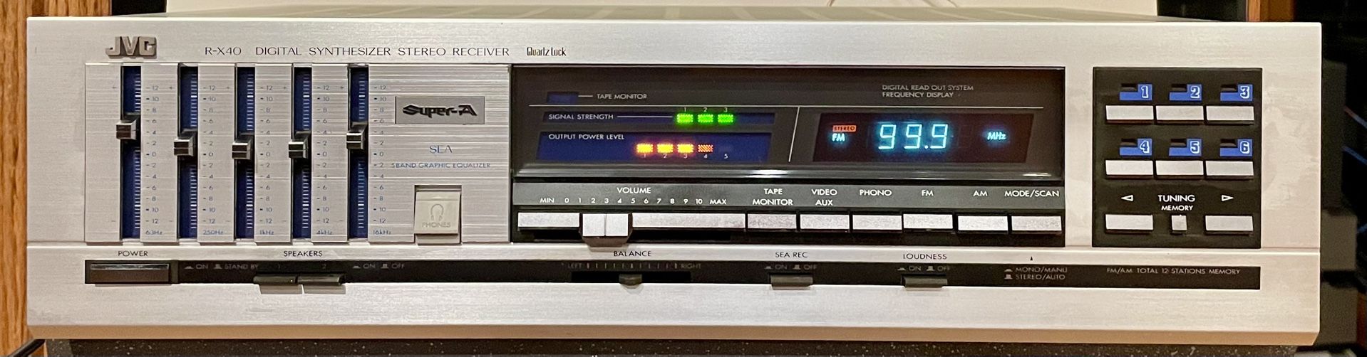 JVC R-X40 Digital AM/FM Stereo Discrete Amp W/EQ, Phono Input for Sale ...