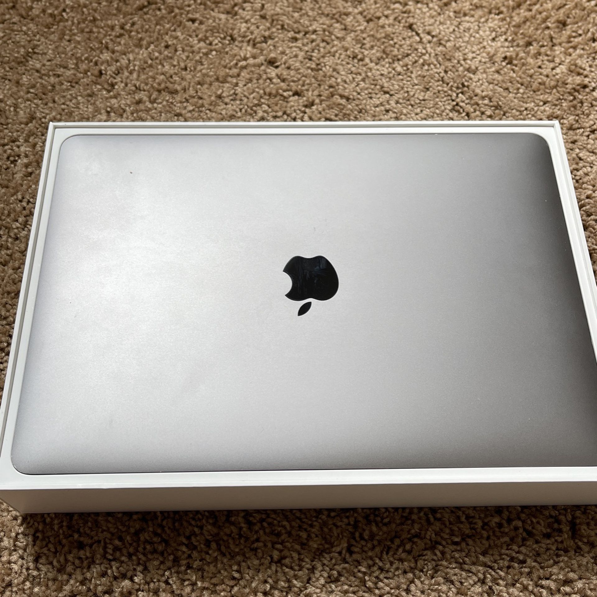 Macbook Pro 13” 2020