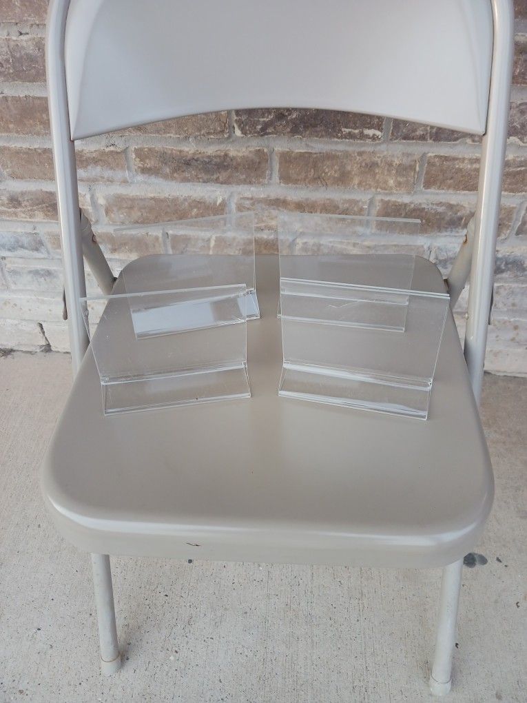 4 - 4×6 Acrylic Sign holder For $20