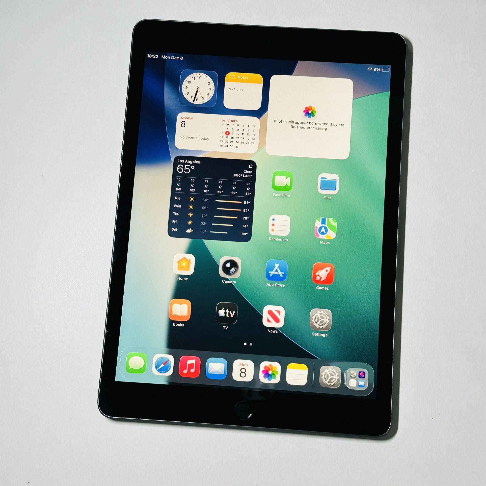 iPad 9th Space Gray 64GB New battery HT418