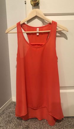 Women’s xhiliration tank size M