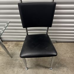 Six Chair Dining Room Table With Curio Cabinet