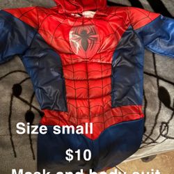 Halloween Costumes 