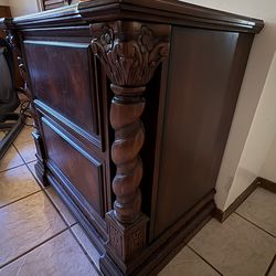 End Table w/ drawers