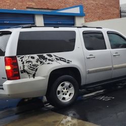 2011 CHEVY SUBURBAN FLEX FUEL