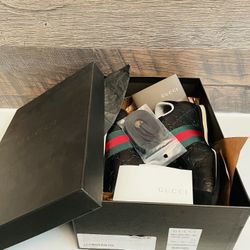 Black Icon Suede Antigua Guccissima Flats 