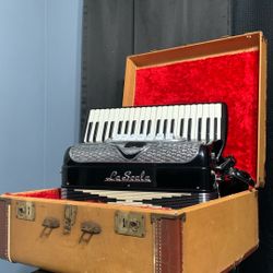 La Scala Italian Piano Accordion – Recently Serviced, Gig-Ready