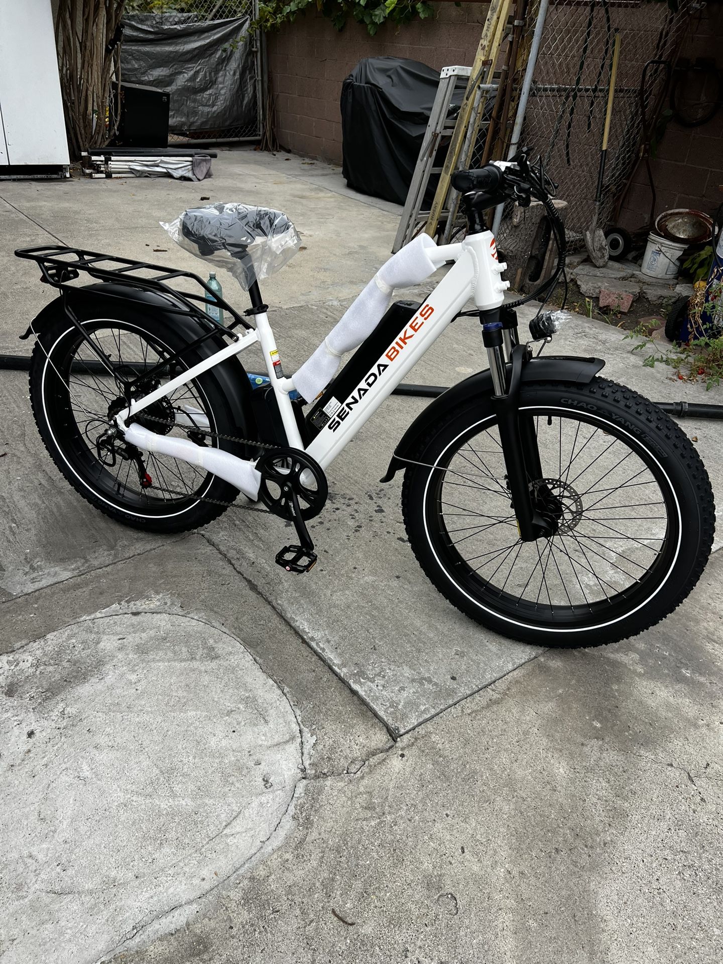 Senada HERALD All Terrain Fat Tire Electric Bike