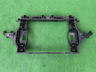 Genesis GV80 Radiator Core Support Soporte Radiador 2021 2022 2023 2024