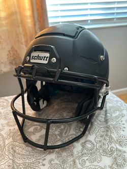 Schutt F7 Matte Black Large