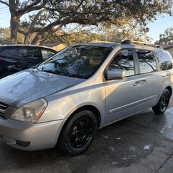 Kia Sedona 2007 