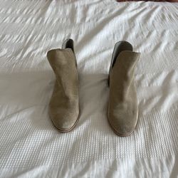 Women’s Size 9.5 Coconuts by Matisse Heels