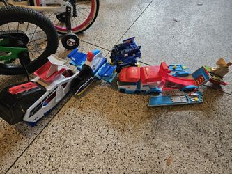 4 Paw Patrol Vehicles 