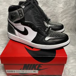 Jordan 1 Retro High Silver Toe Men Size 10.5 Or 12w Pass as Deadstock worn once