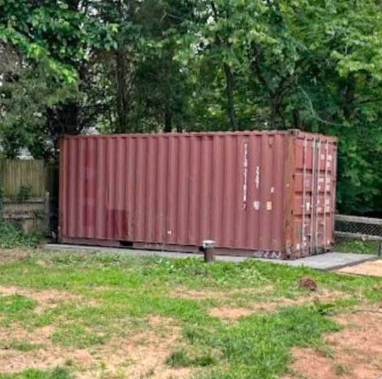20' & 40' Storage Containers