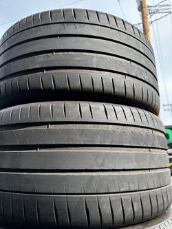 325/35/22 Michelin PILOT SPORT 4S 325/35/22 Tires 325/35R22