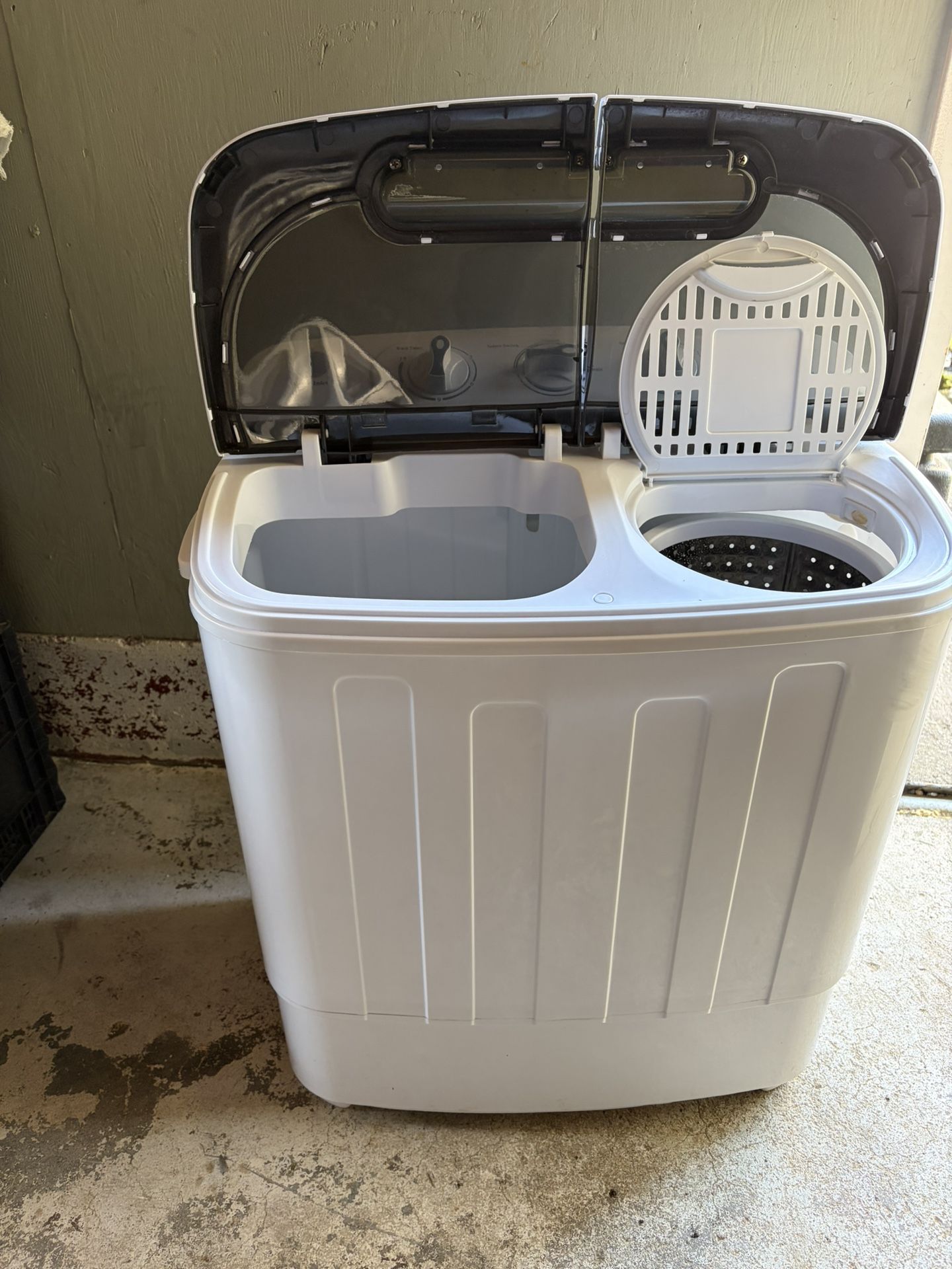 Small Washing Machine