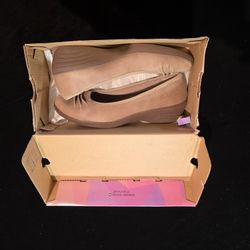 Sketchers Women's Flats