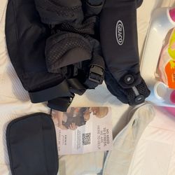 4-IN 1 baby carrier Graco