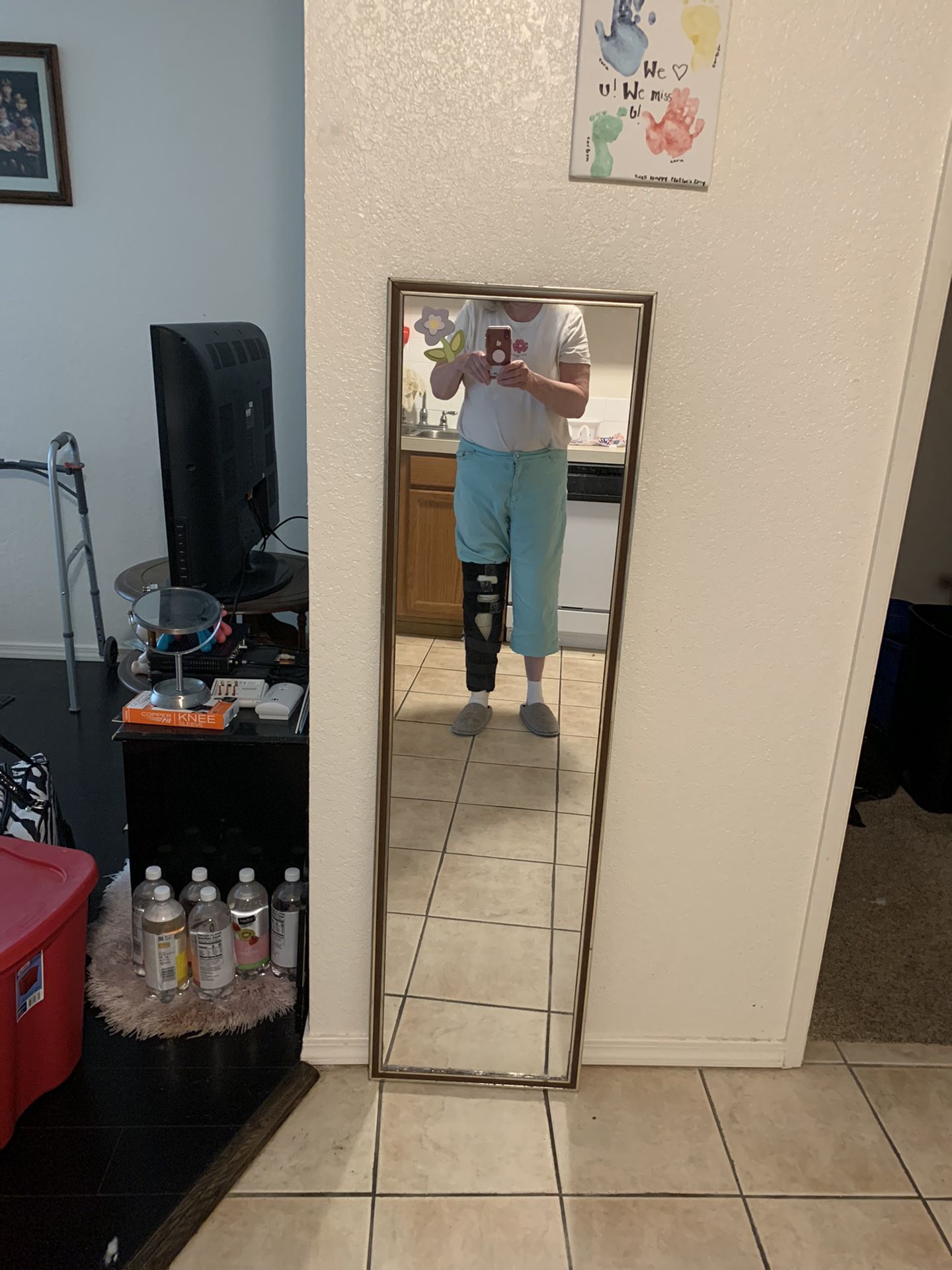 Standing or wall mirror
