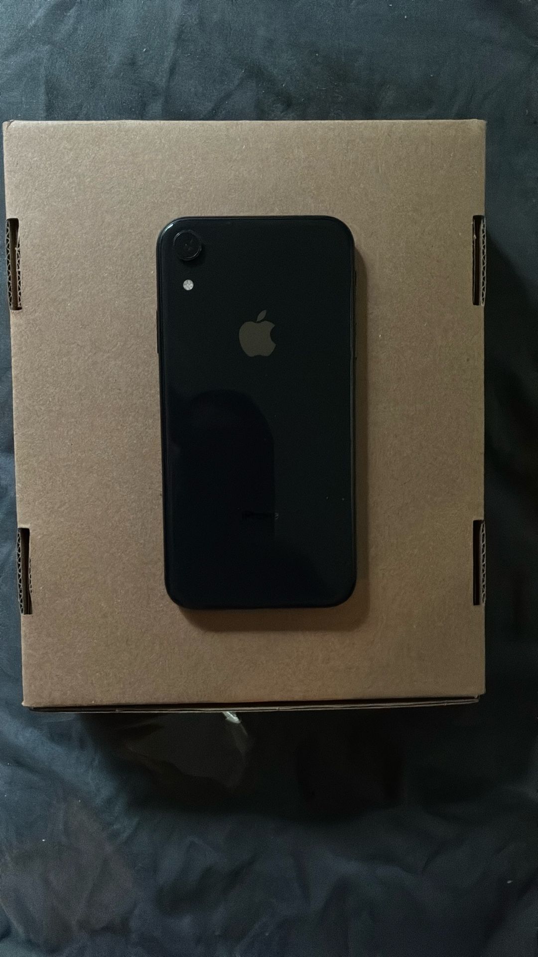 iPhone Xr Unlocked Like New!