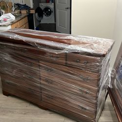 Dresser With mirror