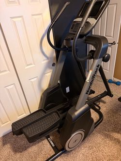 NordicTrack FreeStride Trainer Fs10i Elliptical