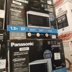 Microwave Panasonic 1200 Watts Like New