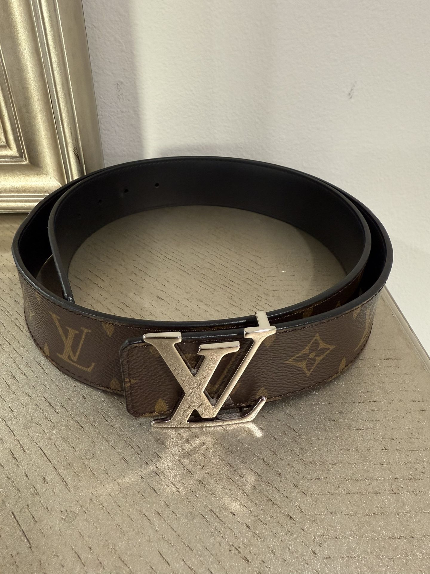 Louis Vuitton men’s Belt