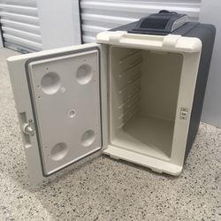 Coleman Thermoelectric Cooler