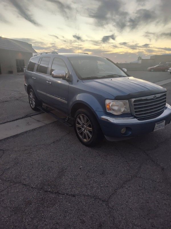 Chrysler Aspen