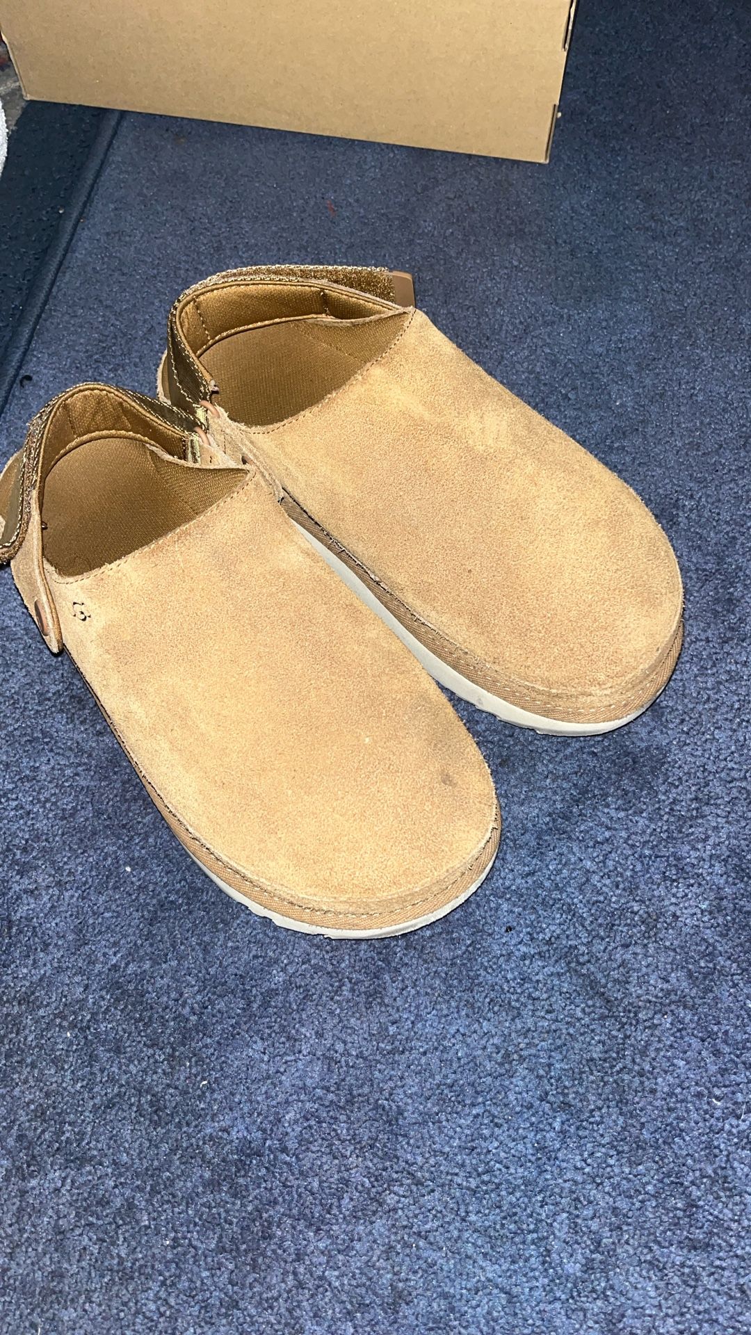 UGG Slides