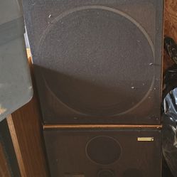 Pair Of Pioneer Speaker 