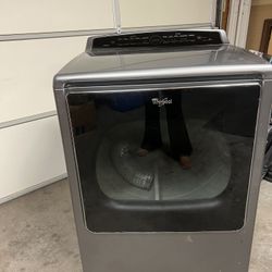 Whirlpool Cabrio X-Large Steam Cycle Gas Dryer 