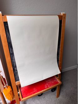 Easel