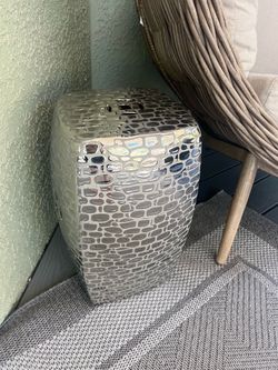 Ceramic Garden Stool with Cobblestone Glaze