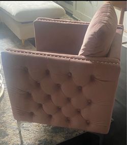 Pink Velvet Tufted Accent Chair