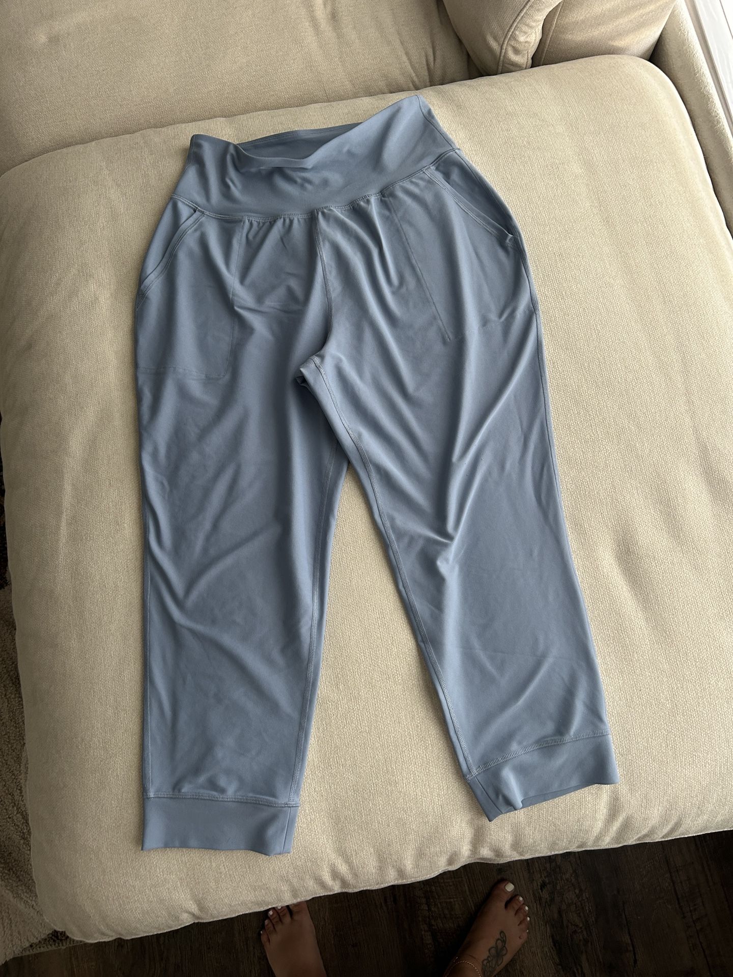Women’s Old Navy Active Powersoft Joggers