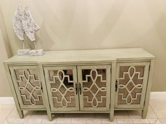 Really Beautiful China Hutch